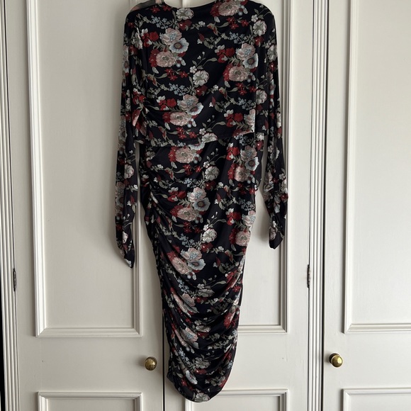 WILD BLOOM MATERNITY & NURSING DRESS. Ripe Maternity. Size XL. - Picture 7 of 8